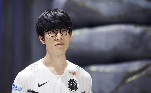 比名字更重 比名字更重